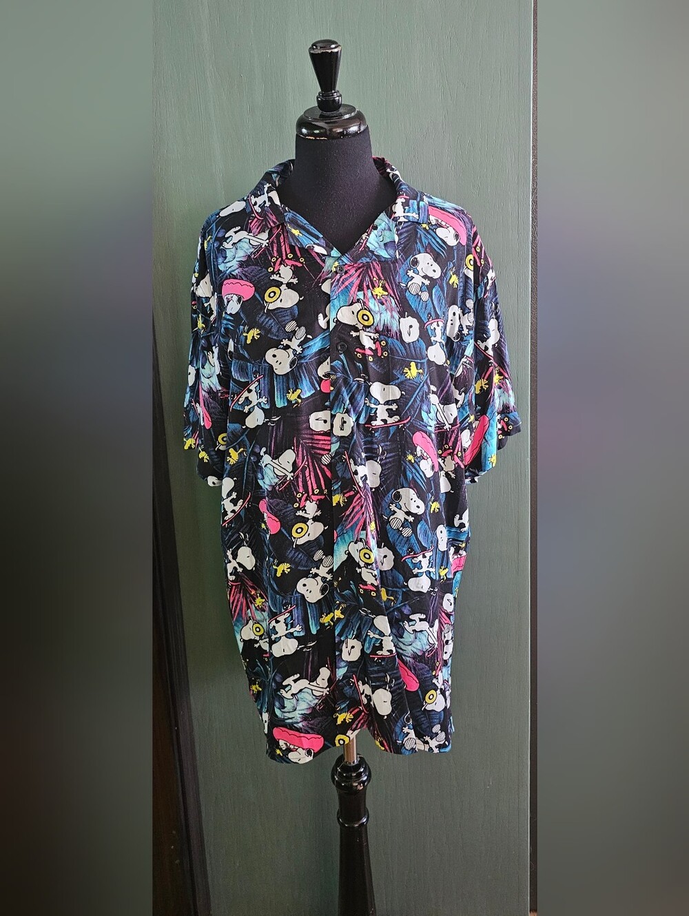 Peanuts Button-Up Shirt